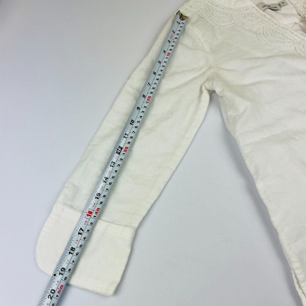 ~ Vineyard Vines XS Blouse Linen Cotton Beaded White Ivory Split Sleeve Hem Flaw - Picture 6 of 16